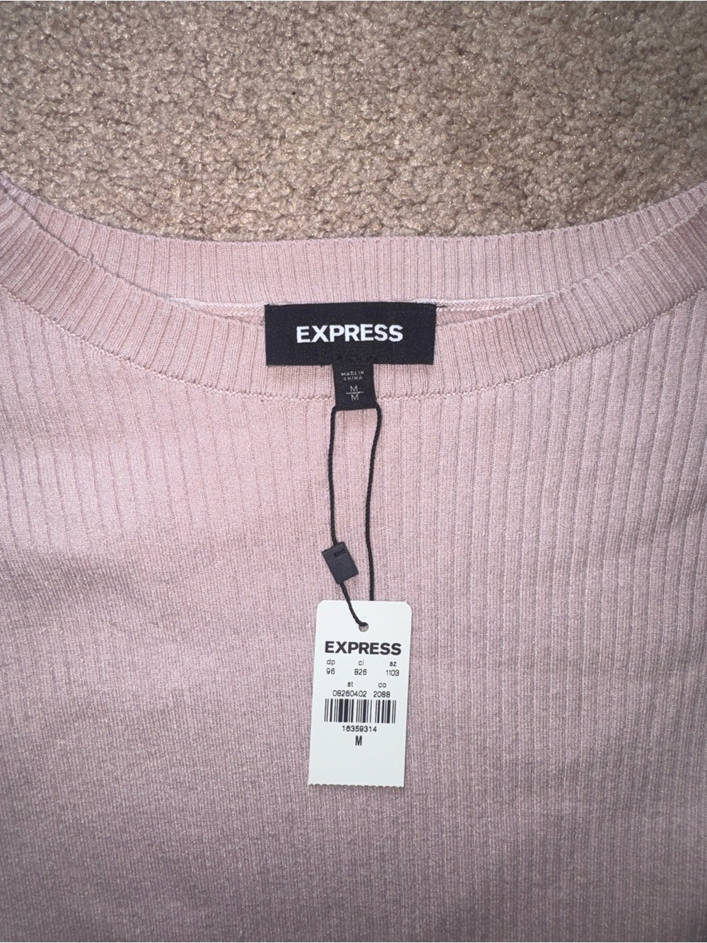 Express Ribbed Sweater (M) - Picture 2 of 3